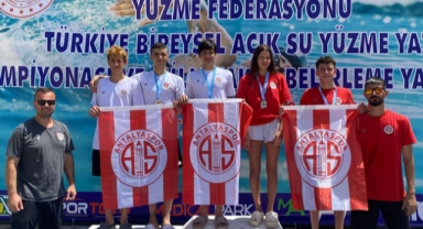 Beş madalya beş davet