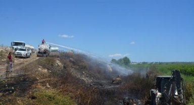 Çöplük yangını büyümeden söndürüldü