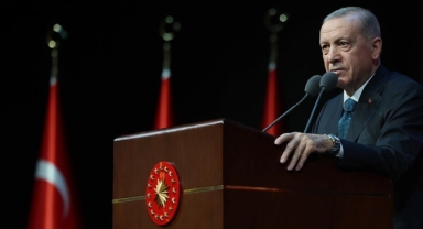 Cumhurbaşkanı Erdoğan: Türkiye'yi darbe anayasasından kurtaracağız