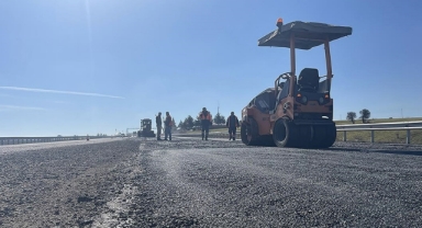Deprem bölgesi yolları için 1,2 milyar lira kaynak ek bütçede 