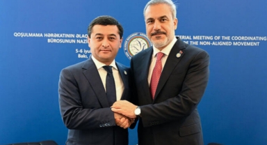 Dışişleri Bakanı Fidan, Bakü’de mevkidaşlarıyla görüştü