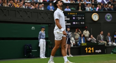 Djokovic'e para cezası verildi