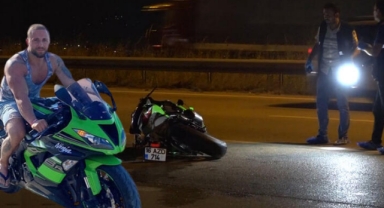 Doğum günü kutlamasına giderken motosikletle devrildi: 2 ölü