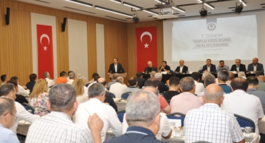 Eğitim Bir Sen Toplu Sözleşmeye kilitlendi