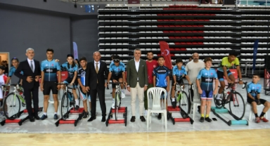 ‘Ekranla değil  akranla buluş’