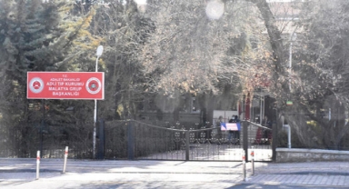 Eşi tarafından bıçaklanan Büşra, hastanede öldü