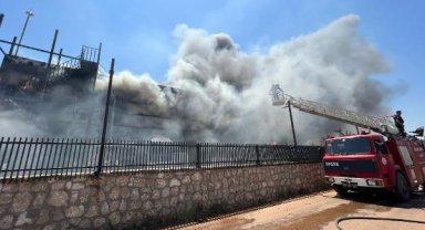 Fabrikada yangın çıktı, zarar 20 milyon TL 