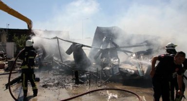 Hurda deposunda yangın