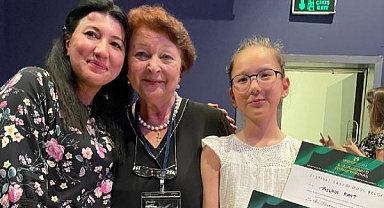 İsmail Baha Sürelsan öğrencisi Aylina gururlandırdı