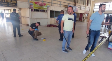 Kahvede okey oynarken öldürüldü