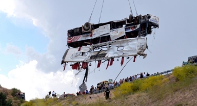 Kars'taki kazada ölenlerin sayısı 8'e yükseldi