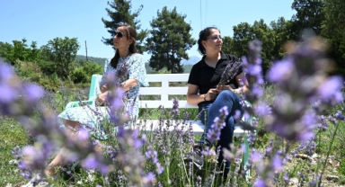 Kemer'de 'Mor  Turizm' başlıyor