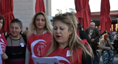 Memurlar iş bıraktı