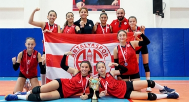 Minik Akrepler ikinci oldu