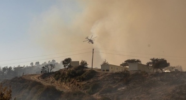 Rodos'taki orman yangını devam ediyor