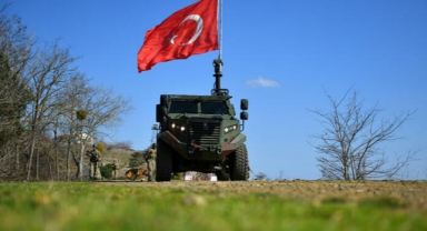 Sınırlarda nöbet! 16'sı FETÖ, 3'ü PKK mensubu 28 kişi yakalandı