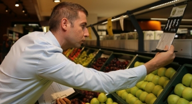 Ticaret Bakanlığı marketlerdeki fiyat etiketlerini denetledi