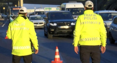 Türkiye genelinde trafik denetimi: 369 araç trafikten men edildi