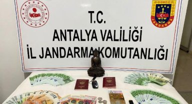 Villa hırsızı yakalandı