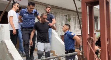 Yangında mahsur kalan 7 kişi kurtarıldı