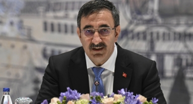 Yılmaz, İş dünyası politikasını anlattı 