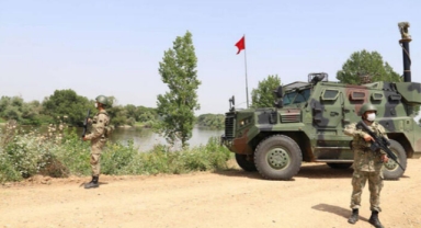 Yunanistan'a kaçmaya çalışan 2 FETÖ şüphelisi yakalandı 