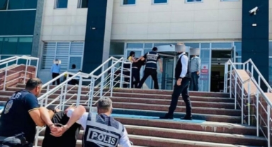 2 kardeşi öldüren 4 şüpheli tutuklandı