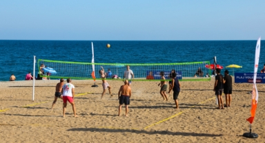 Plaj voleyboluna ücretsiz sahalar