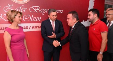 Antalya'da 30 Ağustos resepsiyonu