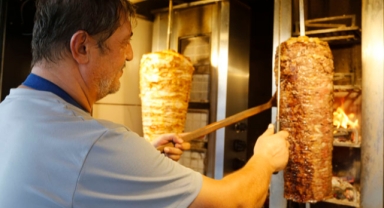 Ateş başında zorlu mesai