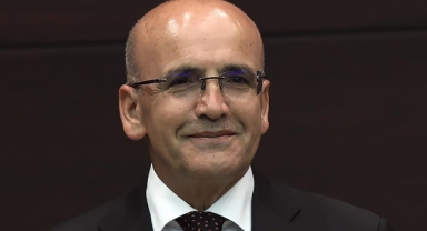 Bakan Şimşek'ten bankalara kredi çağrısı