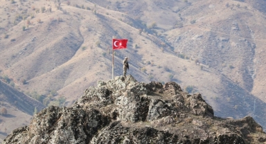 Bakan Yerlikaya: 4 terörist daha teslim oldu