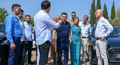 Birlikte esnaf gezdiler