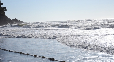 Denizde yüzerken fenalaşan kişi öldü
