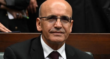 'Depremden etkilenen esnafın kredi borçlarının 6 ay ertelenecek'