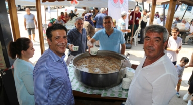 Döşmealtı’nda 6 bin kişiye aşure