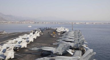 Dünyanın en büyük uçak gemisi Antalya'da 