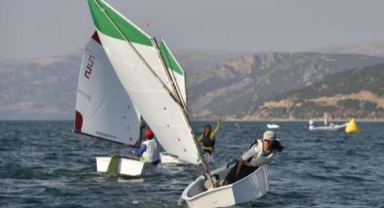 Eğirdir Gölü’nde yelken şampiyonası heyecanı