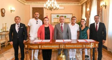 Hayırseverden ek derslik protokolü