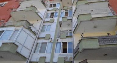 Eve silahlı saldırı; 1 ölü, 2 yaralı