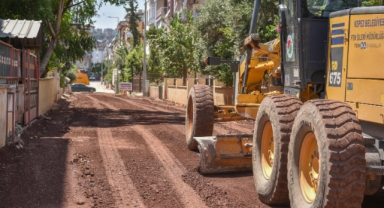 Gündoğdu’da asfalt yenileniyor