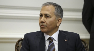 İçişleri Bakanı Yerlikaya'dan 'kaçak göçmen' açıklaması