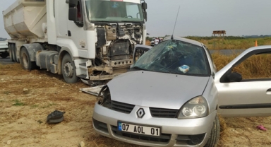 Kamyon ile otomobil çarpıştı: 2 yaralı