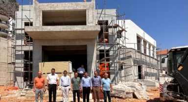 Kaş’ta yatırımlar devam ediyor