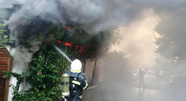 Marmaris’te otel yangını: Dumanlar gökyüzünü kapladı!