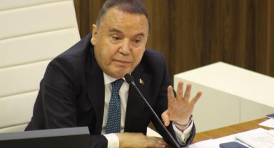 Meclis Salonunda sert kınama 