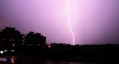 Meteorolojiden gök gürültülü sağanak uyarısı