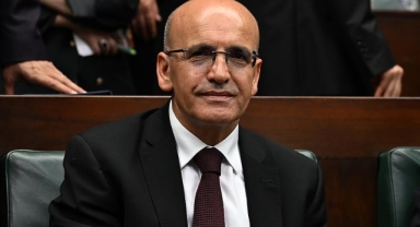 Öğrencilere vergisiz telefon ve bilgisayar için çalışmalar sürüyor