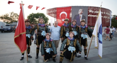 'Özel genç'lerin 'özel dansı'