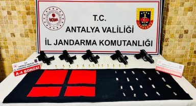 Ruhsatsız silah ve uyuşturucu operasyonu